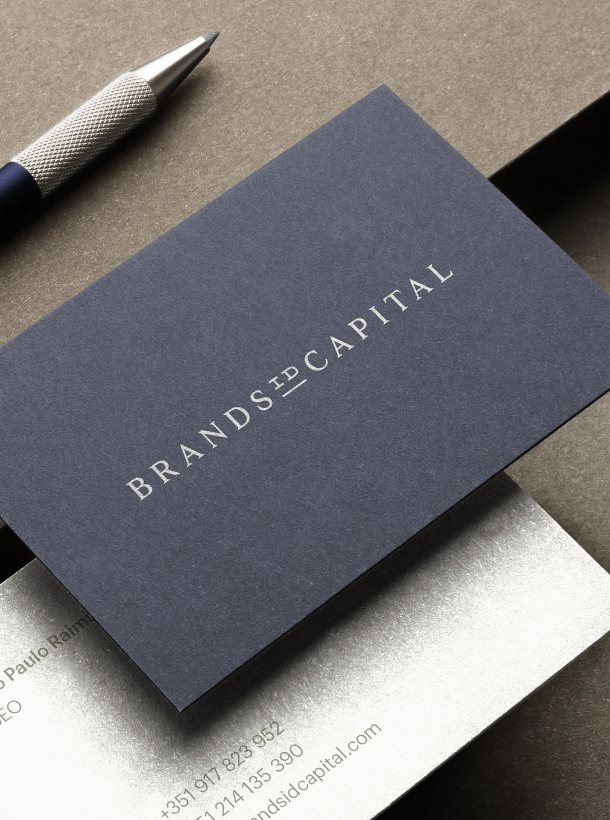 09 real estate branding business card